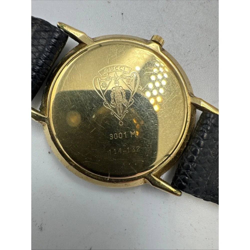 Vintage 33mm Gucci 3001M Roman Bezel Unisex Quartz Wristwatch Swiss Gold Plated